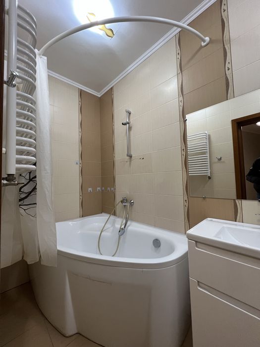 Оренда 3 кім 80м на 6 пов в обжитій новобудові