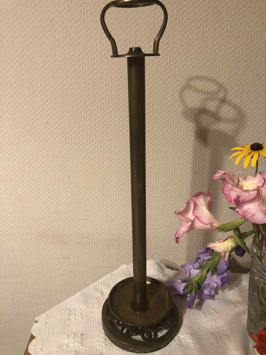 Zabytkowy ,mosiężny świecznik