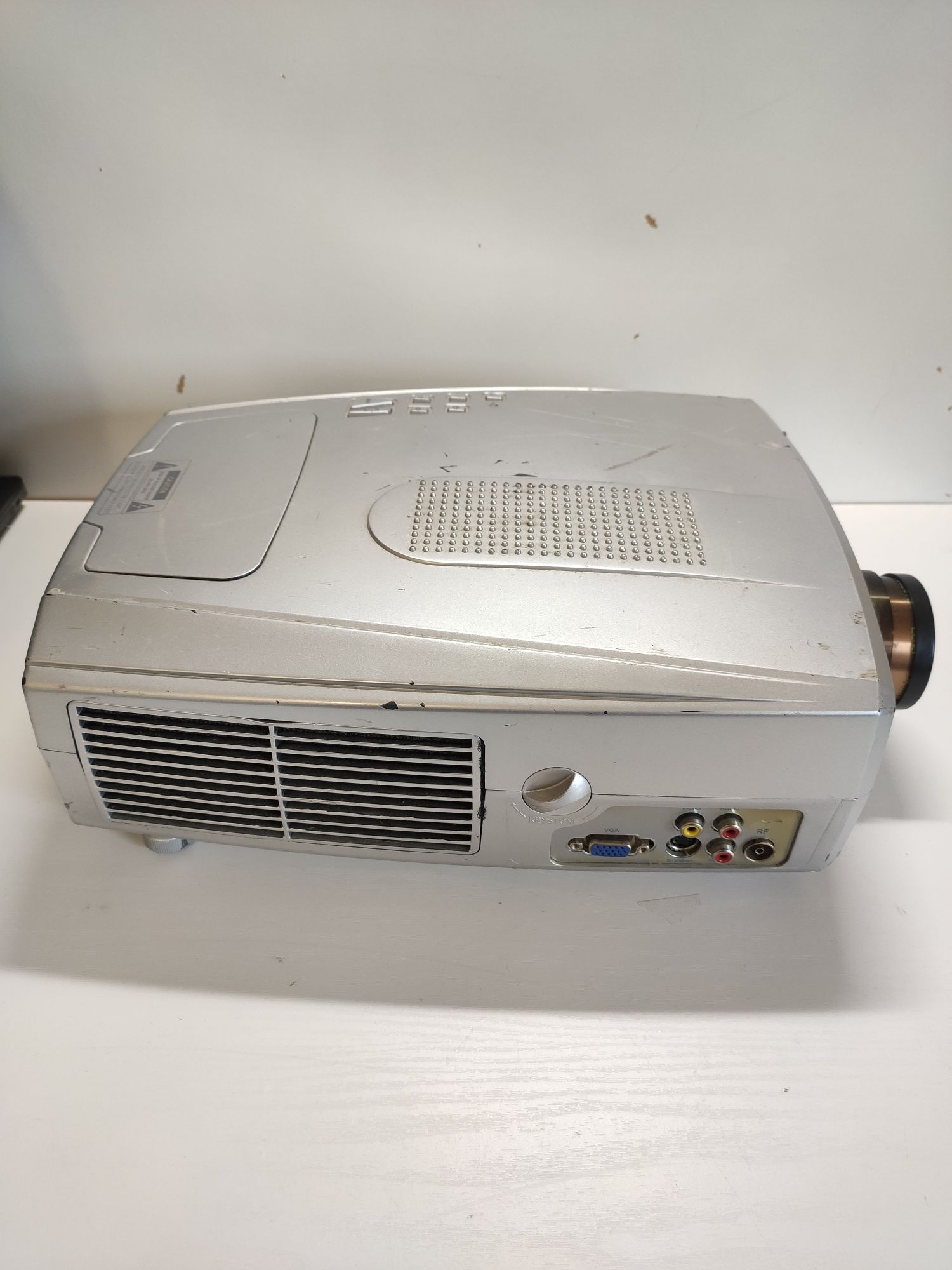 Проектор LSD Projector v-66