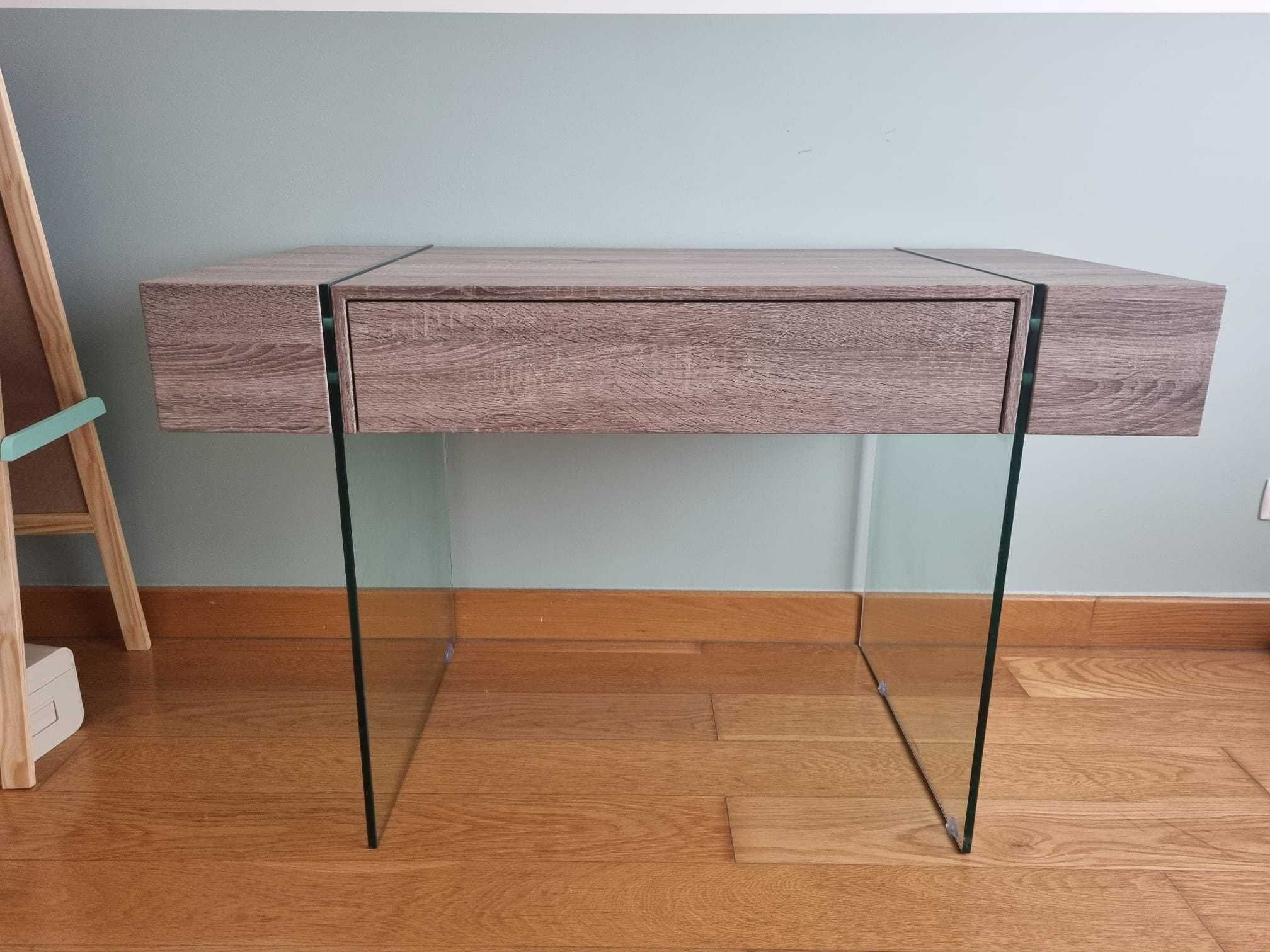 Secretária Moderna com pés em Vidro – 120x60 cm, Excelente Estado
