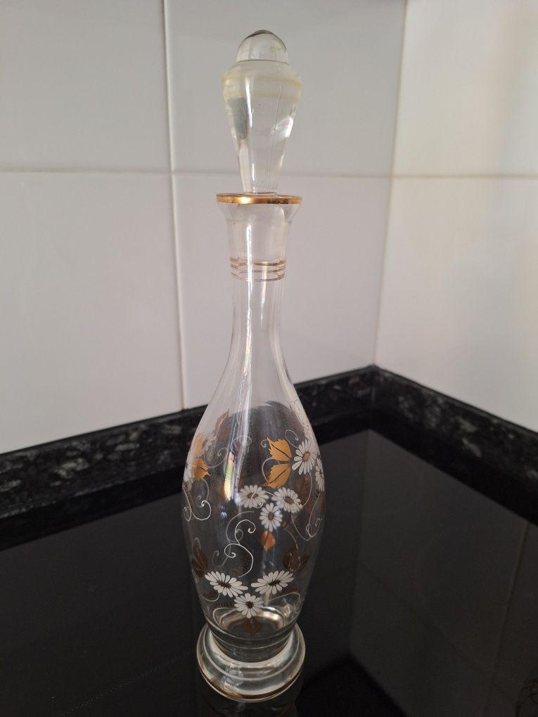 Licoreiras antiquíssimas com estampados