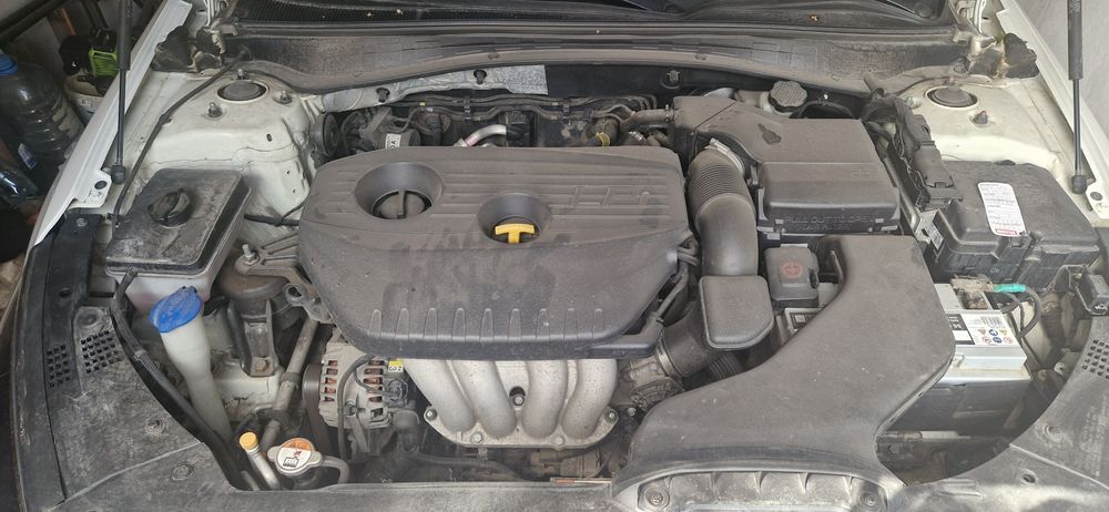 Автомобіль "KiA K5"