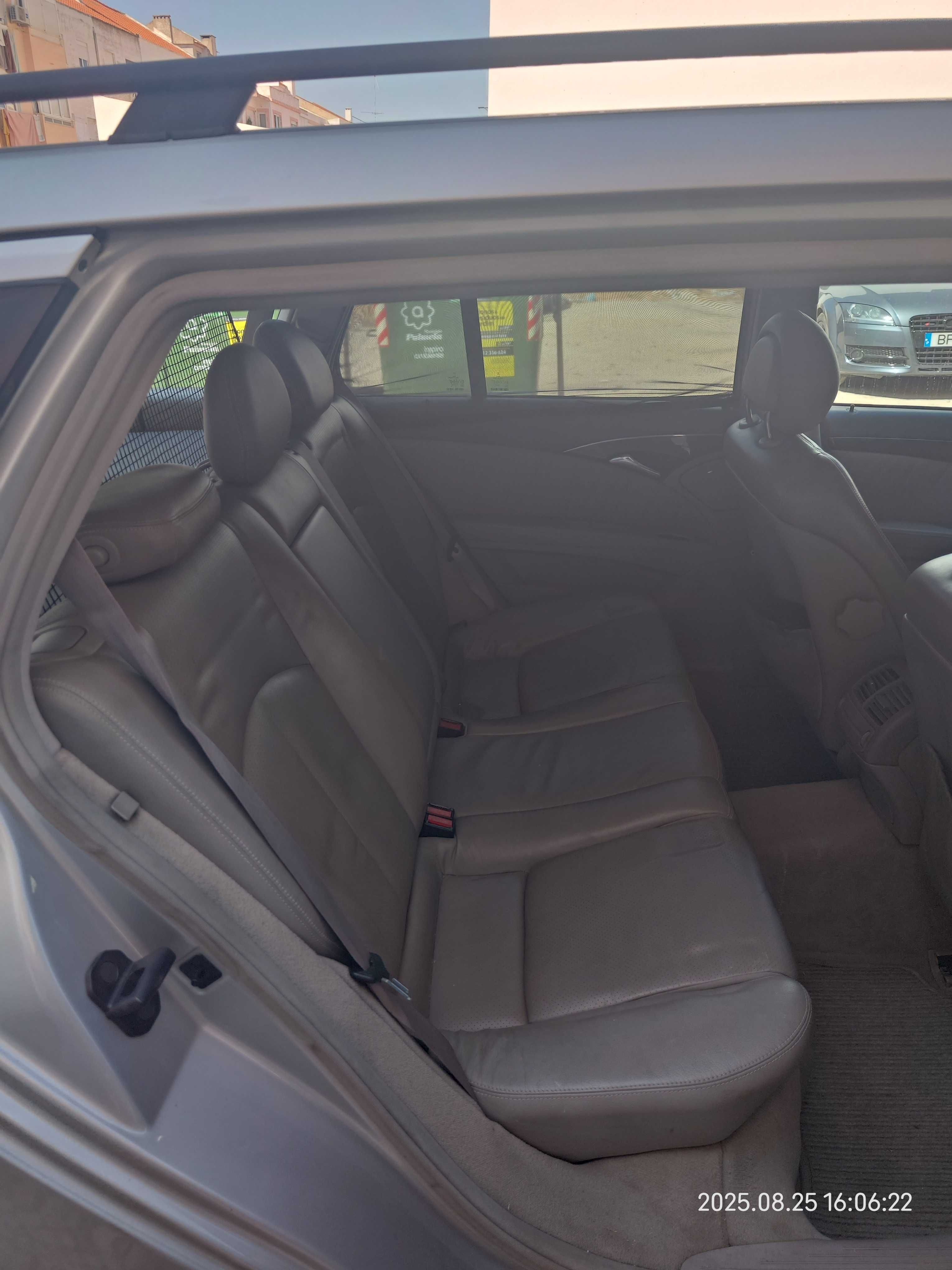Mercedes E270 CDI carrinha ,  7 lugares