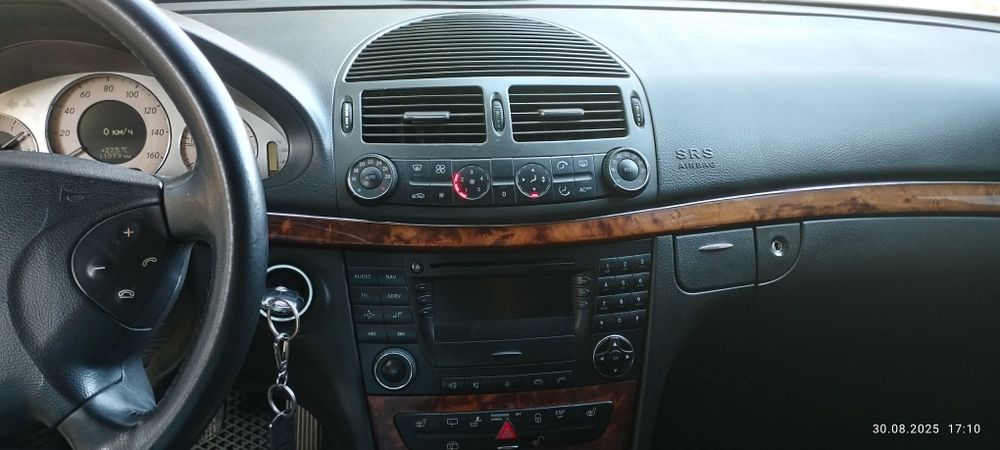 Продам Мерседес Е270