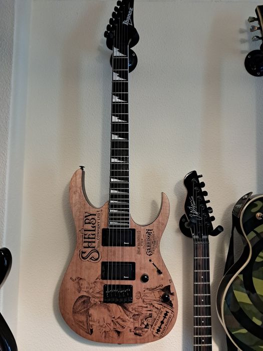 Guitarra eletrica ibanez (peaky blinders)