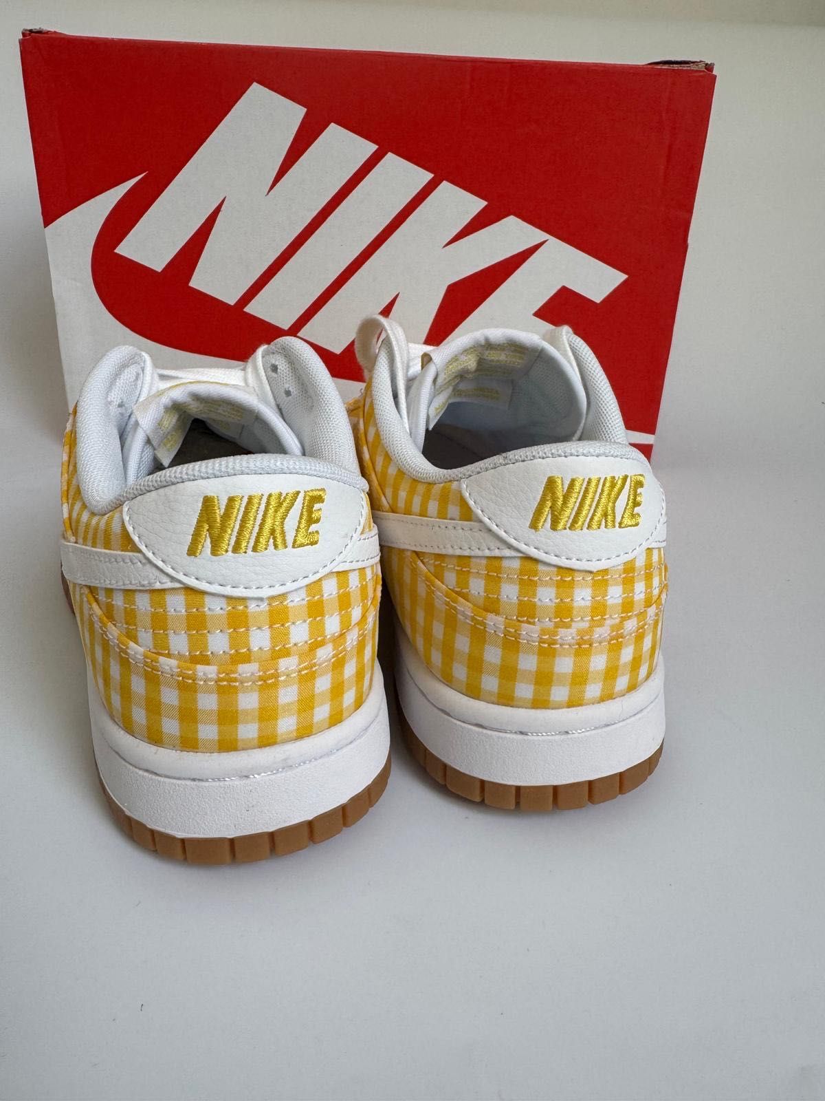 Nowe sneakersy unisex W NIKE DUNK LOW EWT w kratę żółte białe 40,5