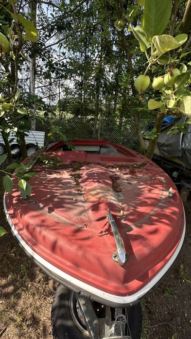 Lodz motorowa , malibu 4,5m,