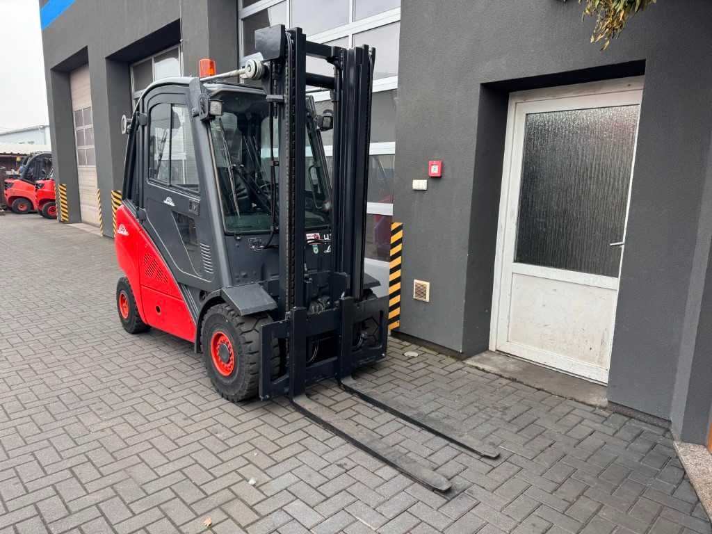 Wózek widłowy Linde H30D-01 2012 rok diesel kabina 696