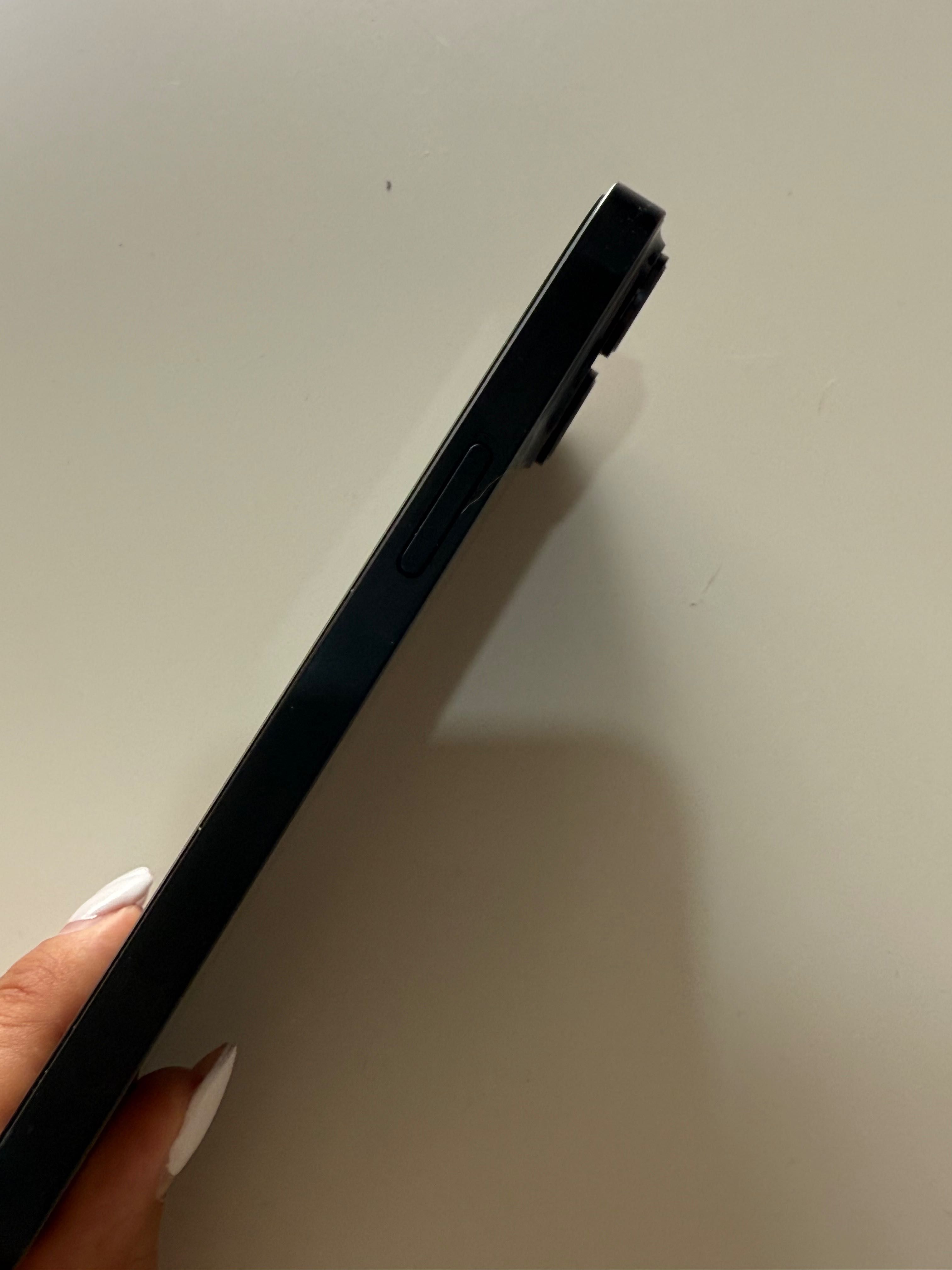 iPhone 14 como novo