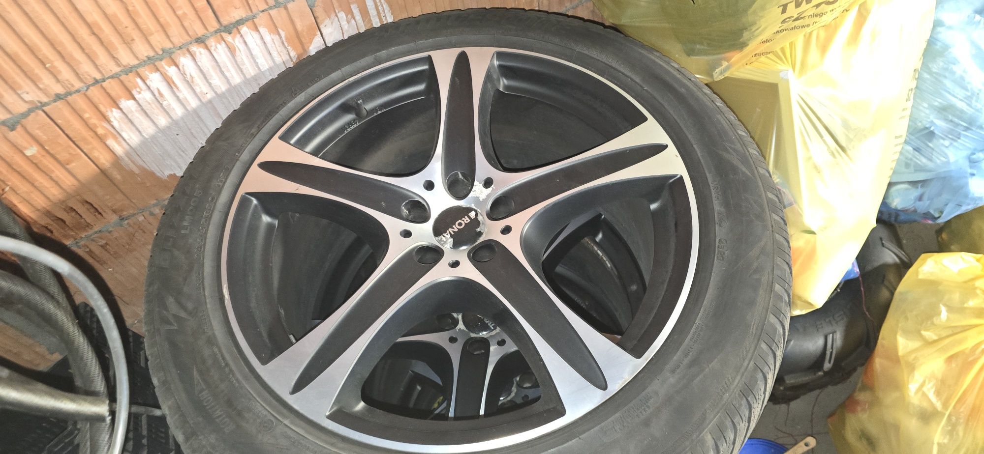 Felgi 285/45 r20 bridgeston blizzak