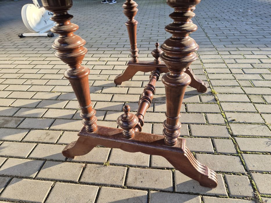 Stylowy stół TRANSPORT