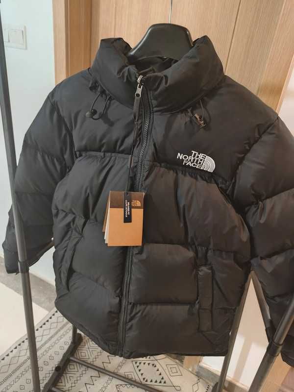 The North Face 1996 Retro Nuptse 700 M