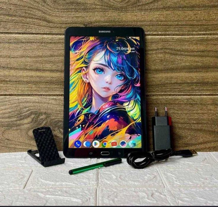Планшет Samsung 10 дюймів (Гарний стан)