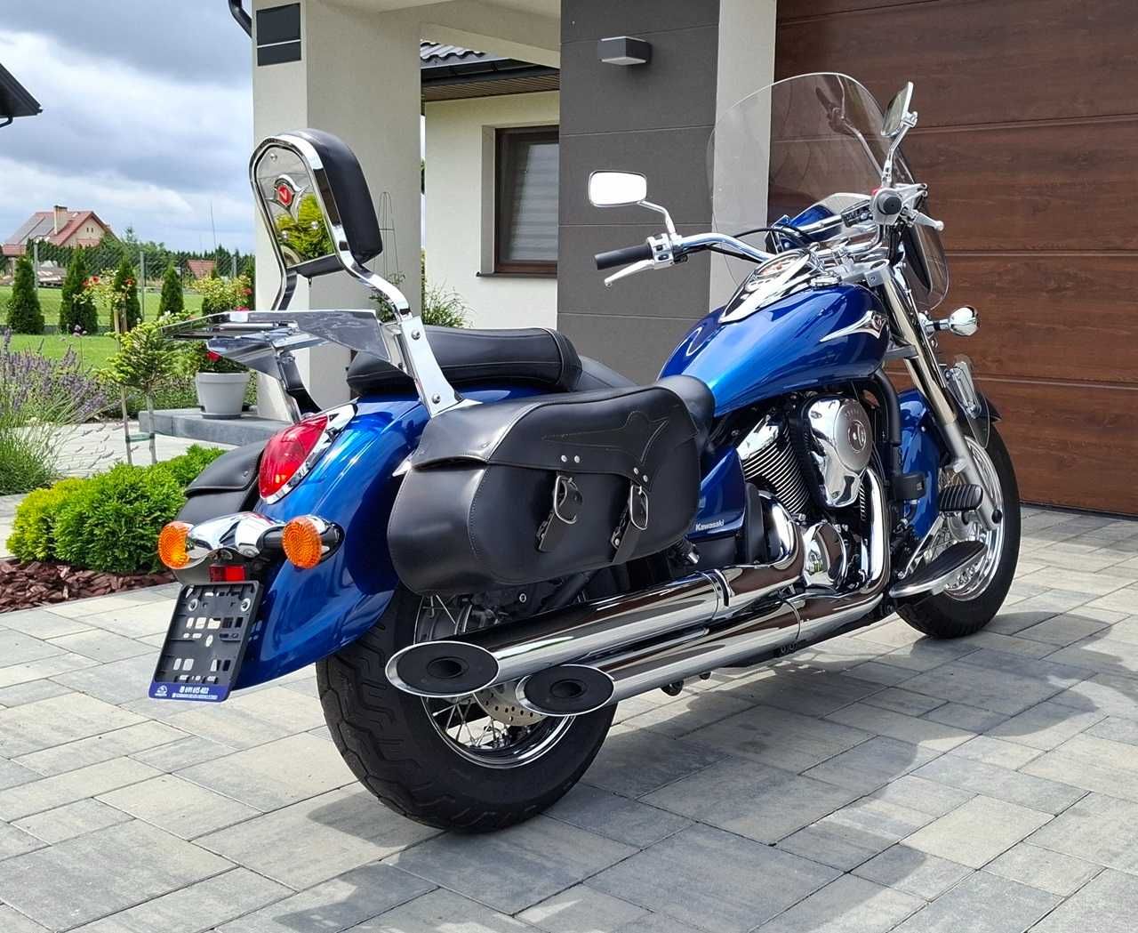 BIAŁY KRUK Kawasaki VN 900 Classic, 9980 km, I rej. 2010, EUROPA, bezw