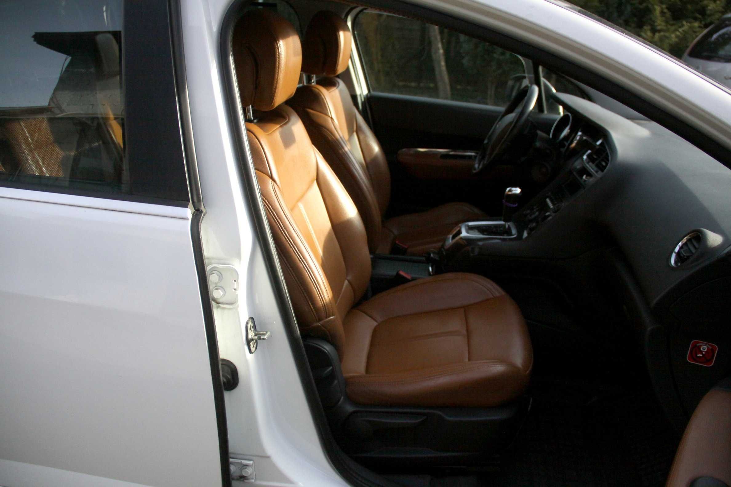 Peugeot 5008, automat, 2015r, 7-osobowy