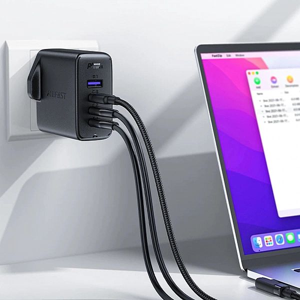 Szybka ładowarka GaN UK Acefast A40/100W PD 3x USB-C 1x USB-A - czarna