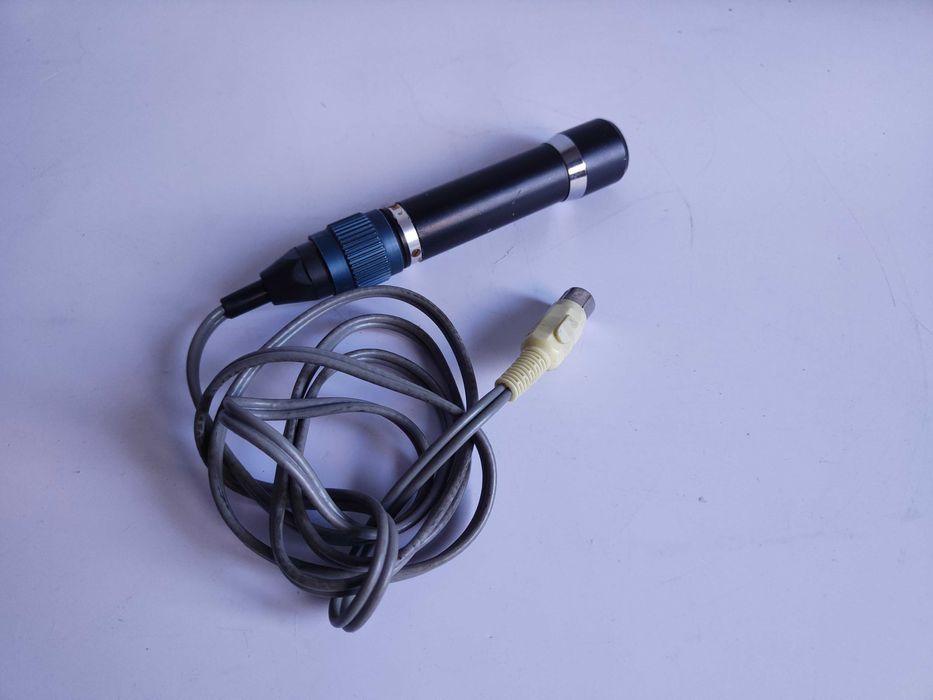Mikrofon dynamiczny RFT Neumann Gefell DM 622