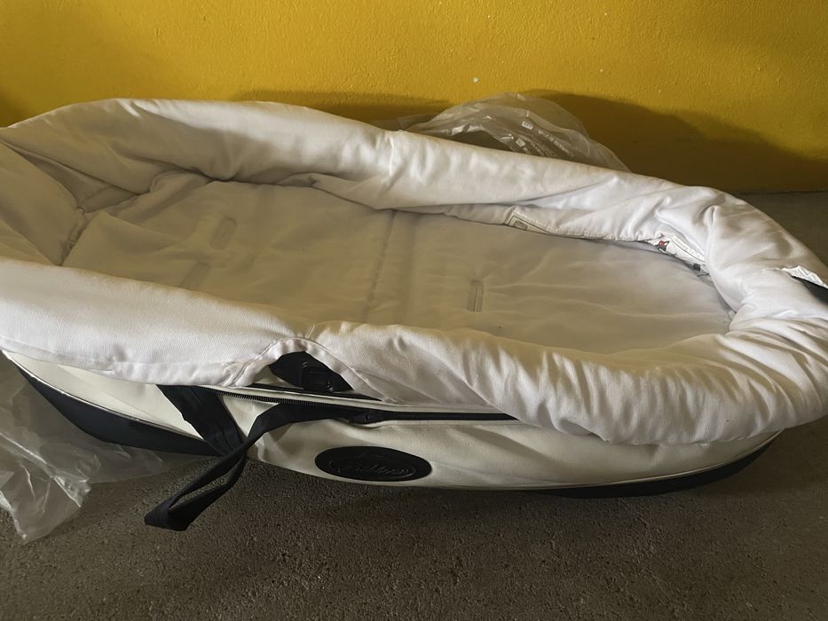 Carrinho Trio Bebecar com Ovo, Alcofa e Isofix