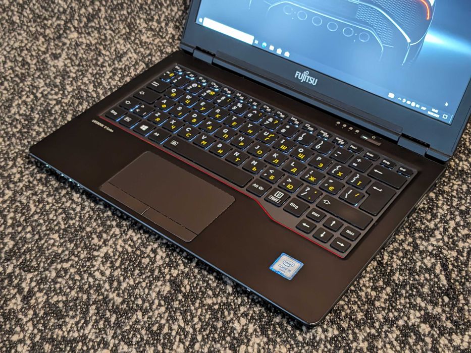 ноутбук Fujitsu LIFEBOOK U727 • Intel® i5-6200U|8-16|256|FHD ips|LTE