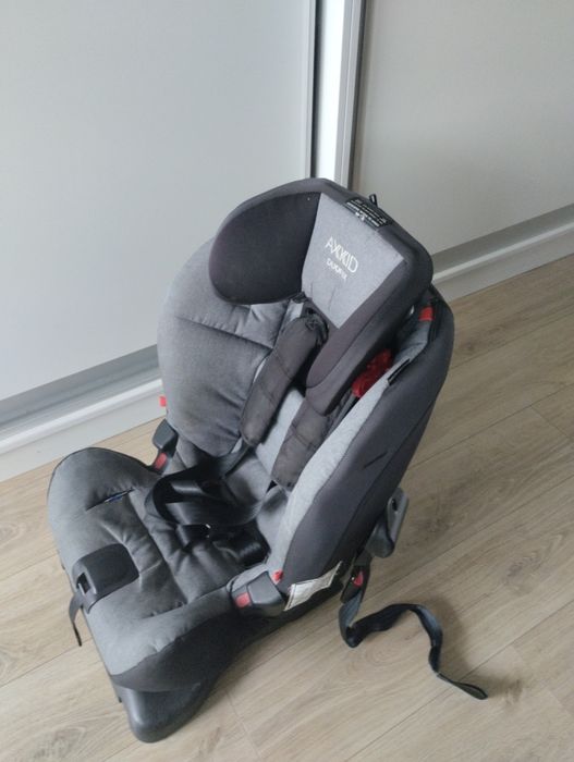 Fotelik samochodowy 9-25 kg z ISOFIX