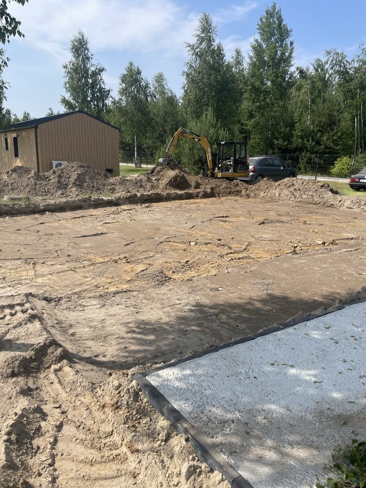 Usługi Minikoparka Niwelacja Wykopy Transport Piach Kruszywo Otoczak