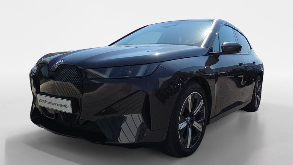 BMW iX xDrive 45