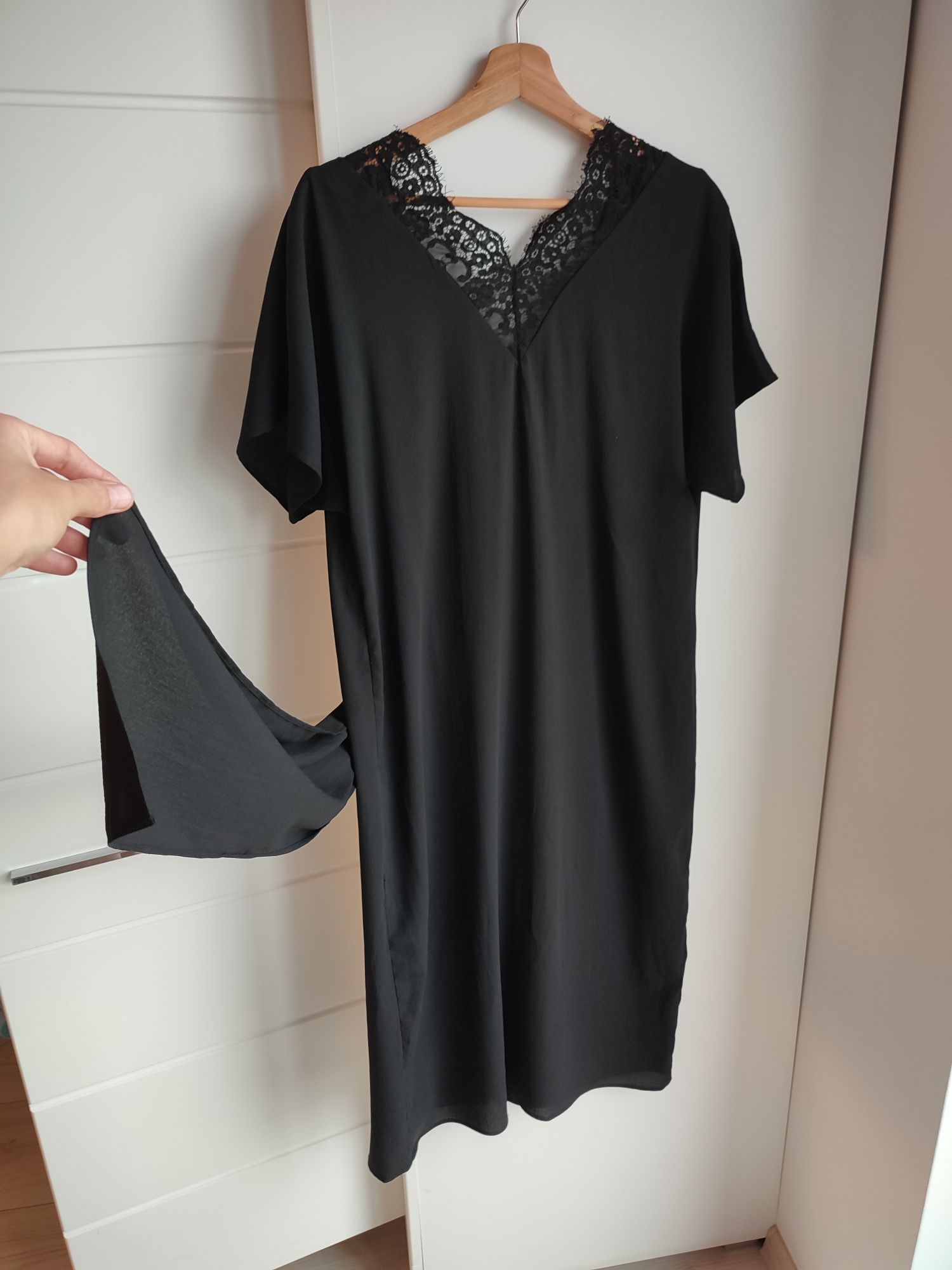 Czarna sukienka Vero Moda roz. M stan bdb