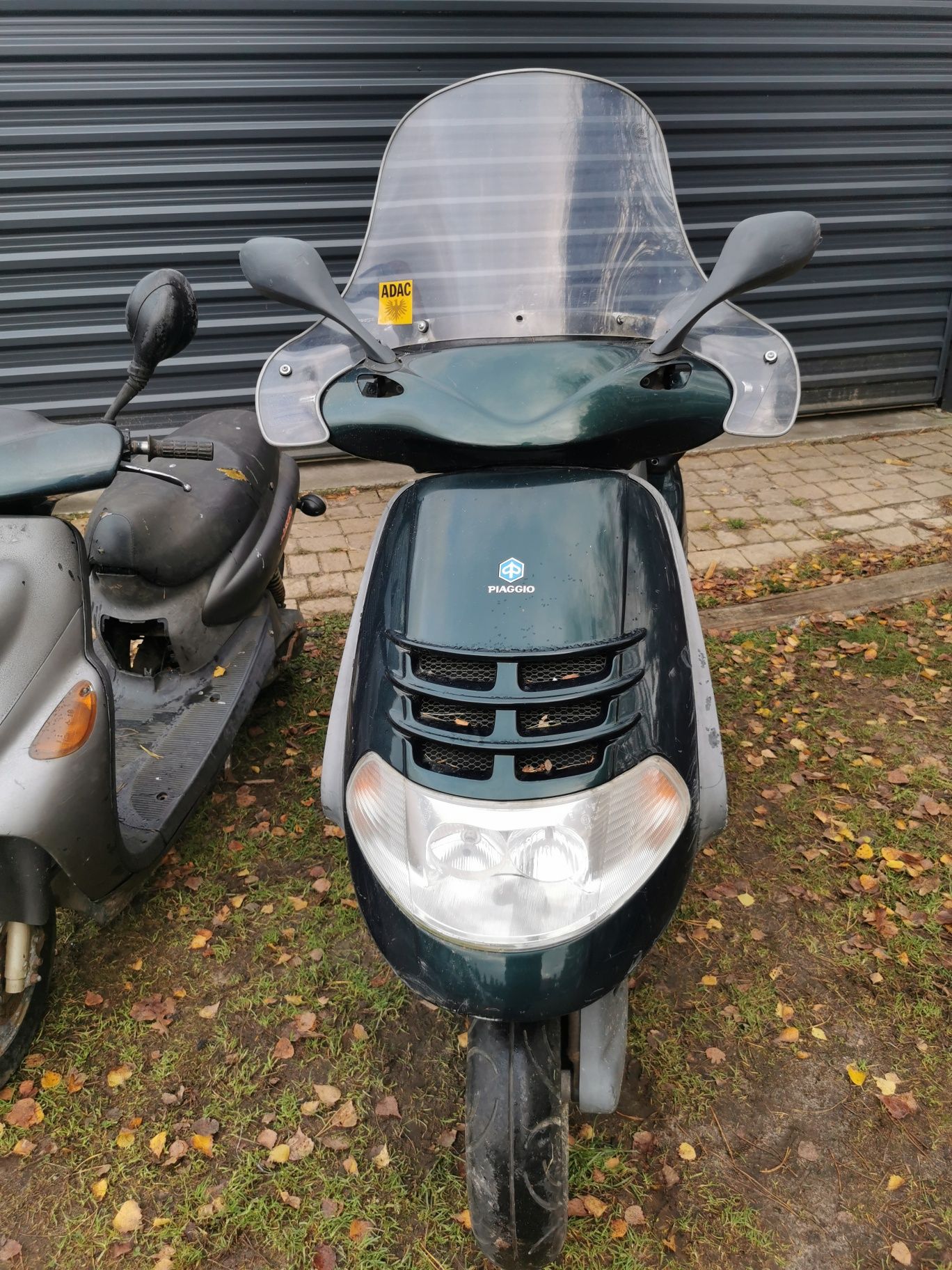 Piaggio hexagon 125 Yamaha 50 mbk Uszkodzone
