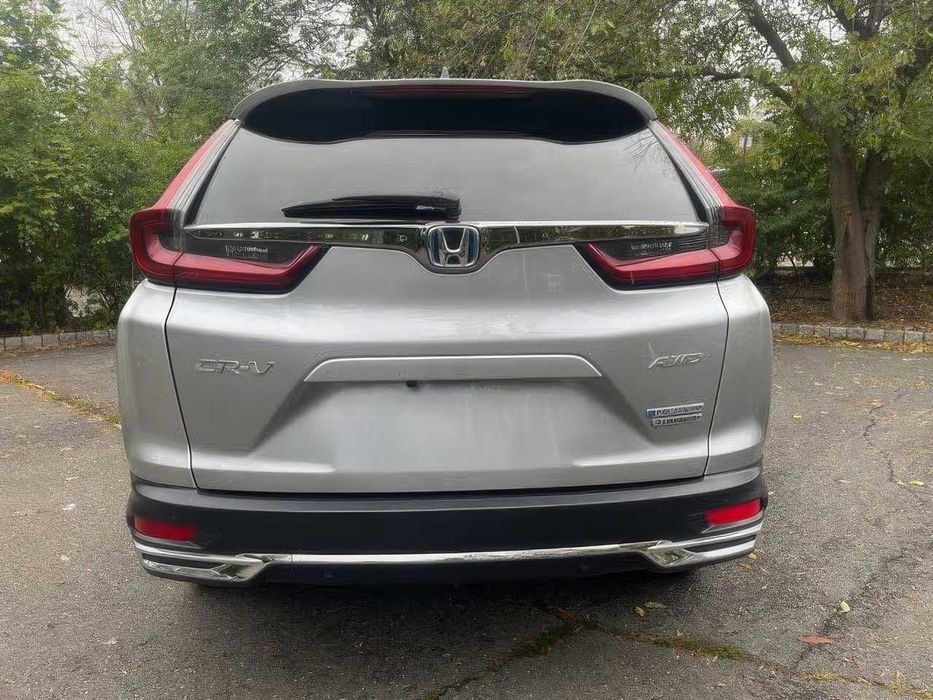 Honda CR-V Hybrid Touring      2022
