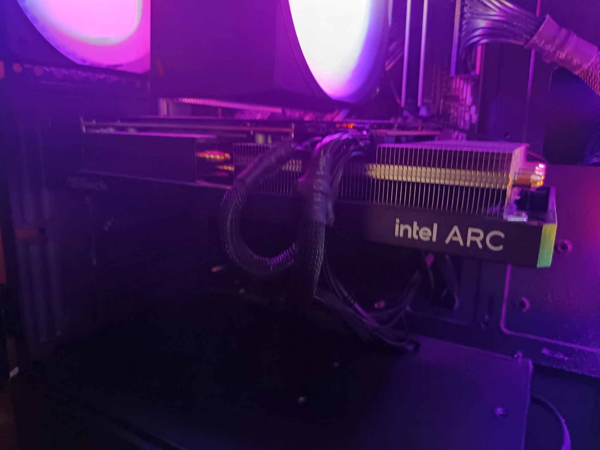 Intel arc a750 Asrock