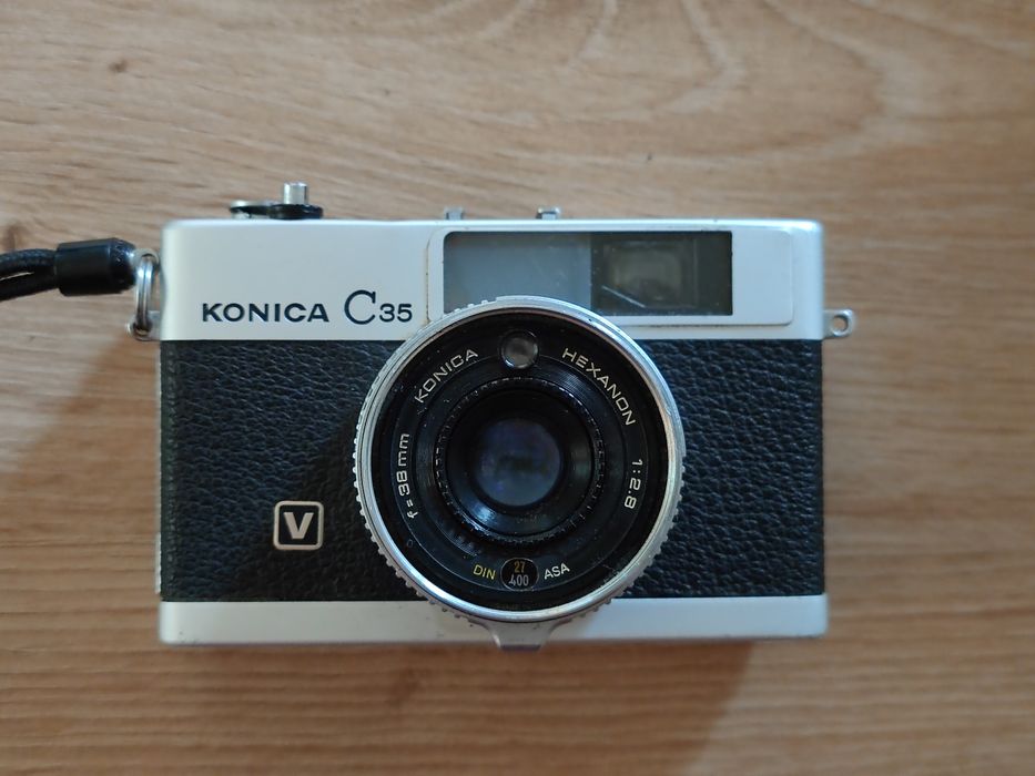 Konica C35 na części