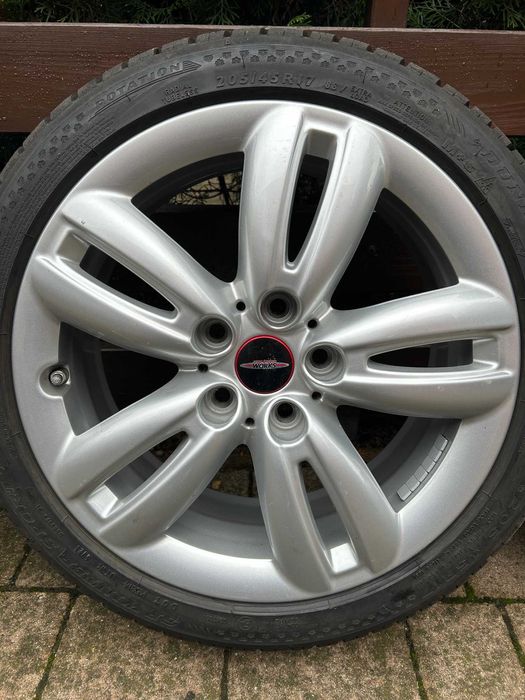 Sprzedam opony zimowe i felgi Mini Cooper works