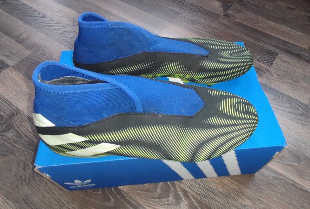 Бутсы Adidas Nemeziz