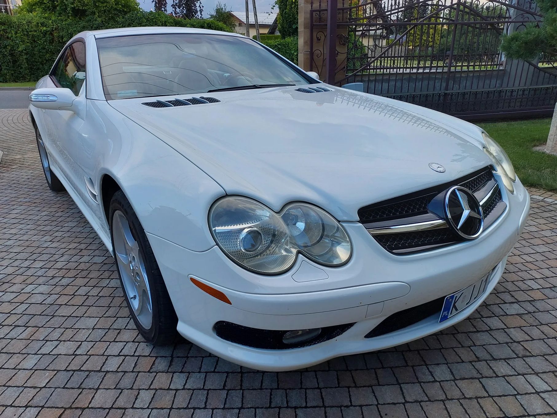 Mercedes-Benz SL Mercedes SL500 R230 V-8
