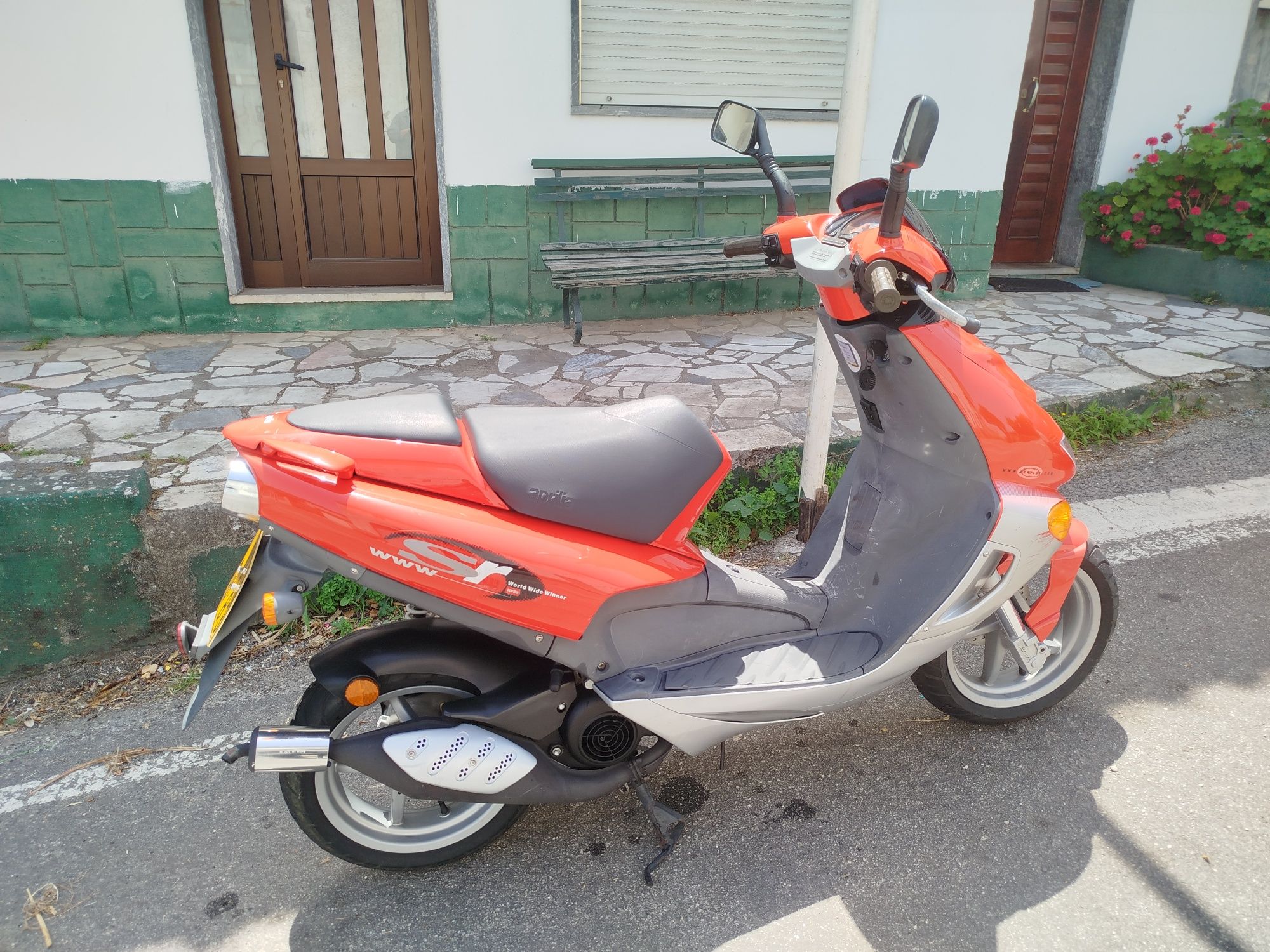 Aprilia scooter SR50LC