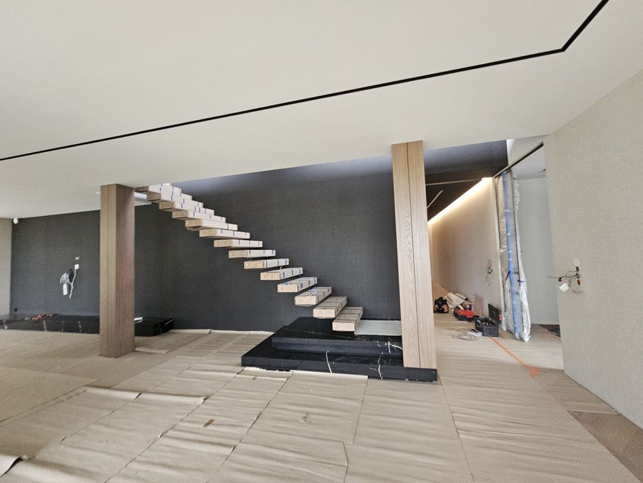 Prace domowe i wykończeniowe – panele, malowanie, drobne remonty