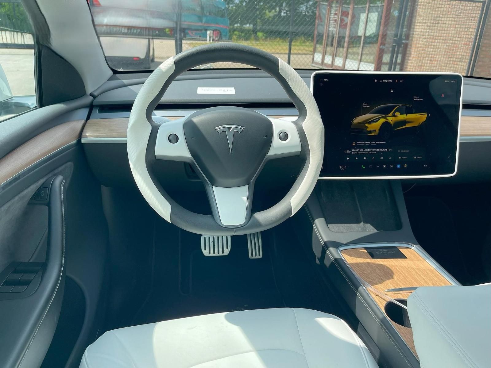 TESLA Model Y performance 534 cvs AWD