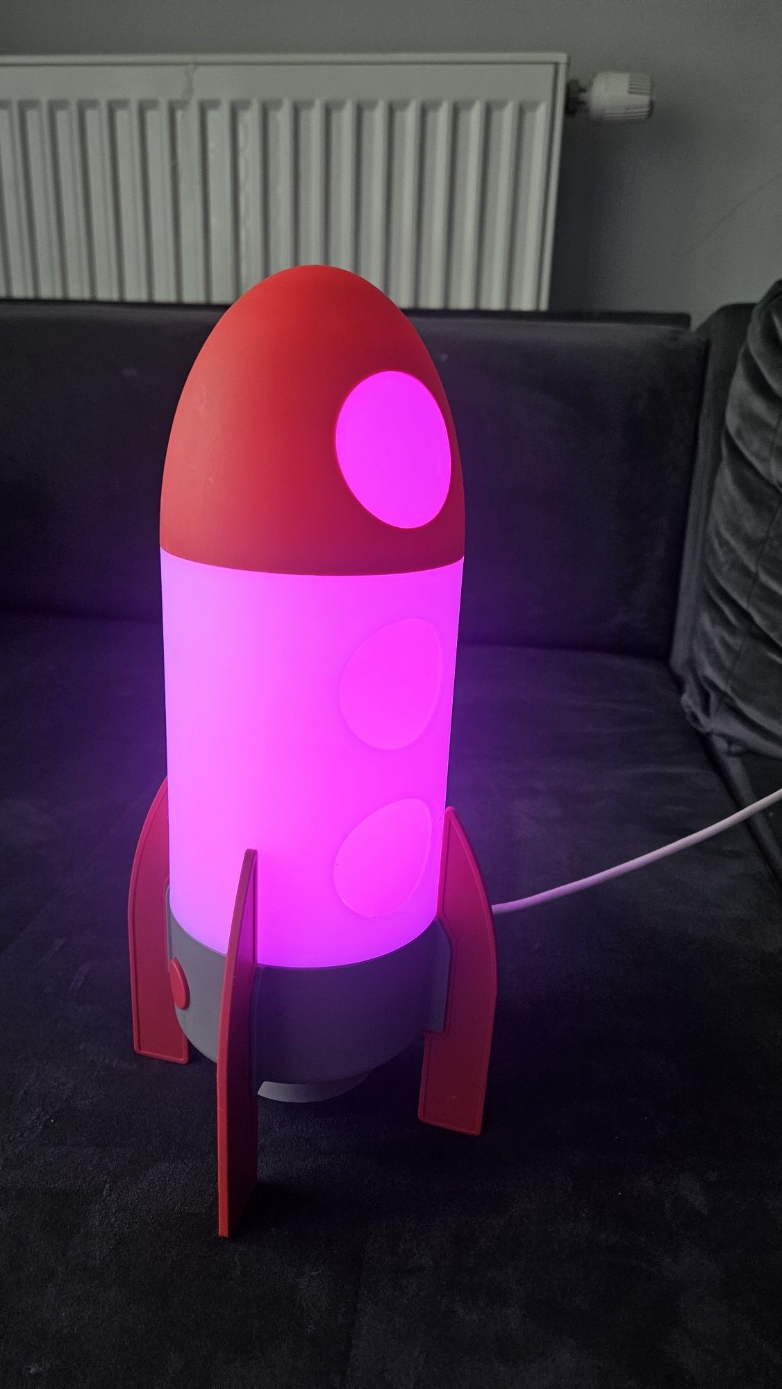Lampka nocna dziecięca rakieta