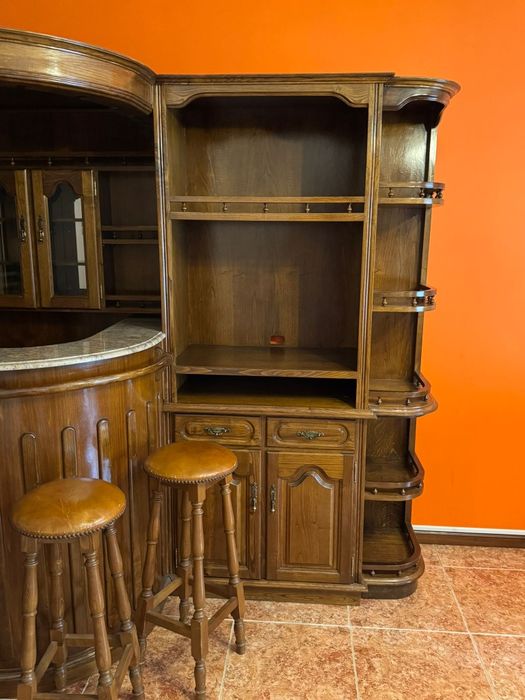 Vendo Bar em bom estado