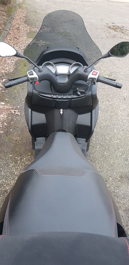 Piaggio MP3 350 LT