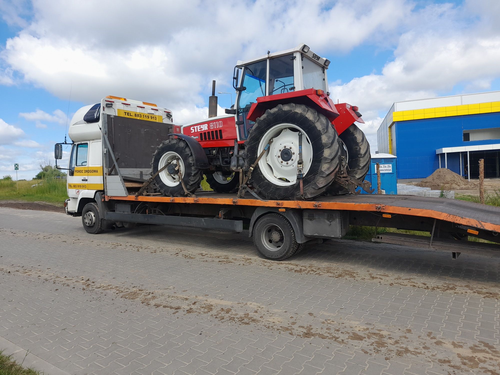 Auto laweta 15t i 6t  pomoc drogowa transport maszyn i pojazdów