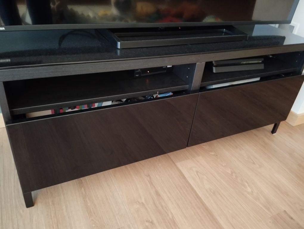 Móvel de TV 120cm + tampo vidro