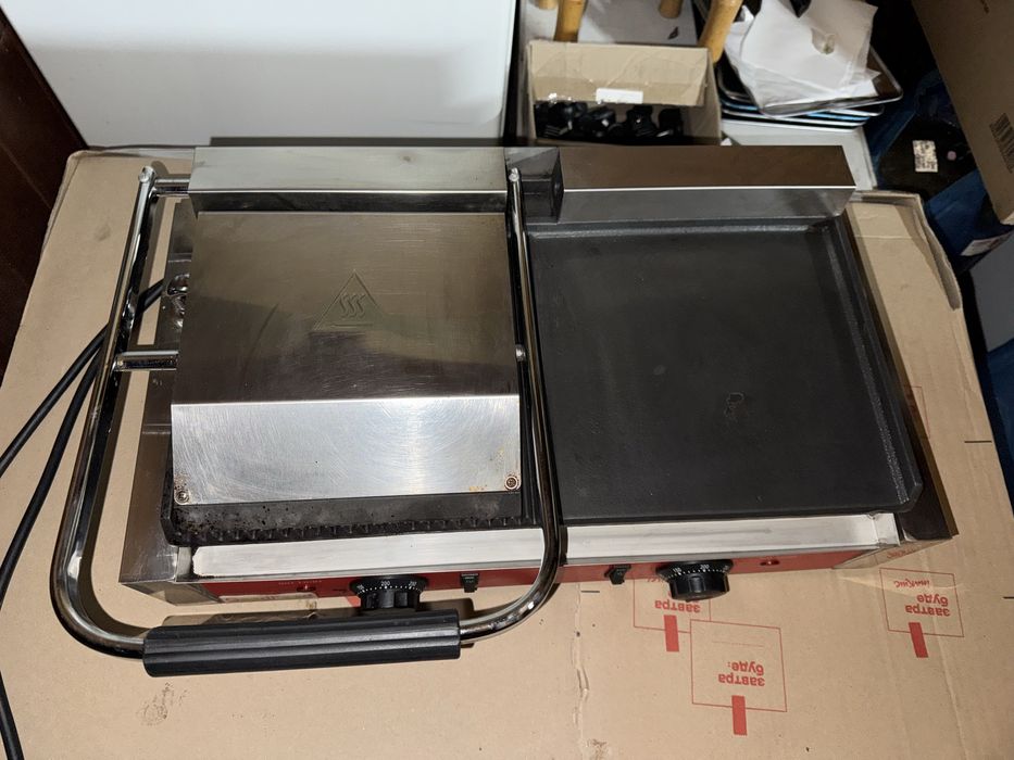 Гриль комбінований прижимний GoodFood