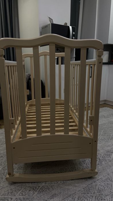 Продам дитяче ліжко з матрасом!