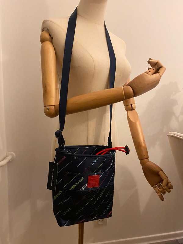 Tommy Hilfiger saszetka, torba na ramię,logowana listonoszka ,unisex