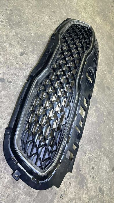 середня решітка бампера kia sportage 4 (2016-2109) європа