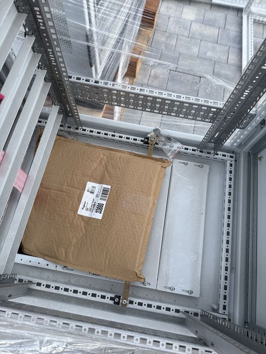 Szafa rack, krosownicza, sieciowa, pod magazyn energii