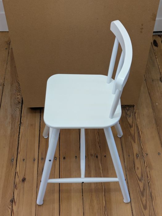 Krzesło dziecięce IKEA agam biały