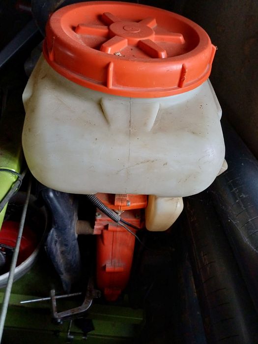 Бензиновий оприскувач FORTE