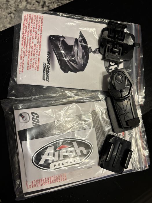 Capacete Airoh Commander c/Cardo Motocard